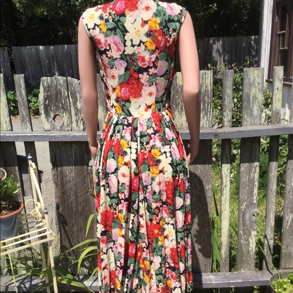 Stunning Vintage Rene’ Derhy Floral Dress - Picture 5 of 7